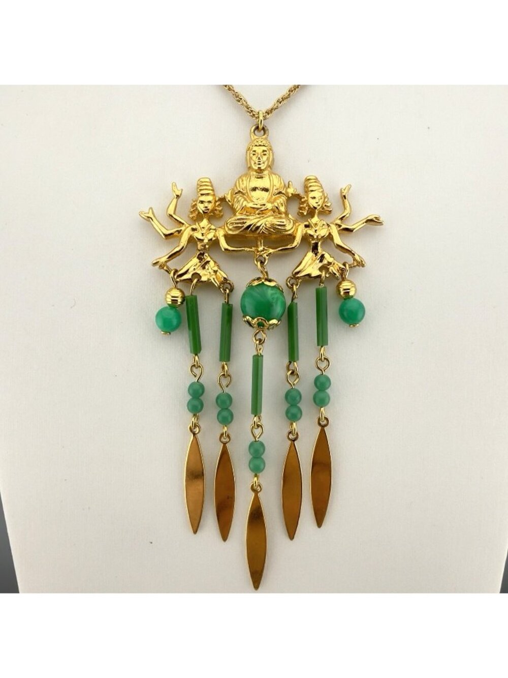 Vintage ART Arthur Pepper Pendant Necklace Buddha Gold Tone Green Stone Signed